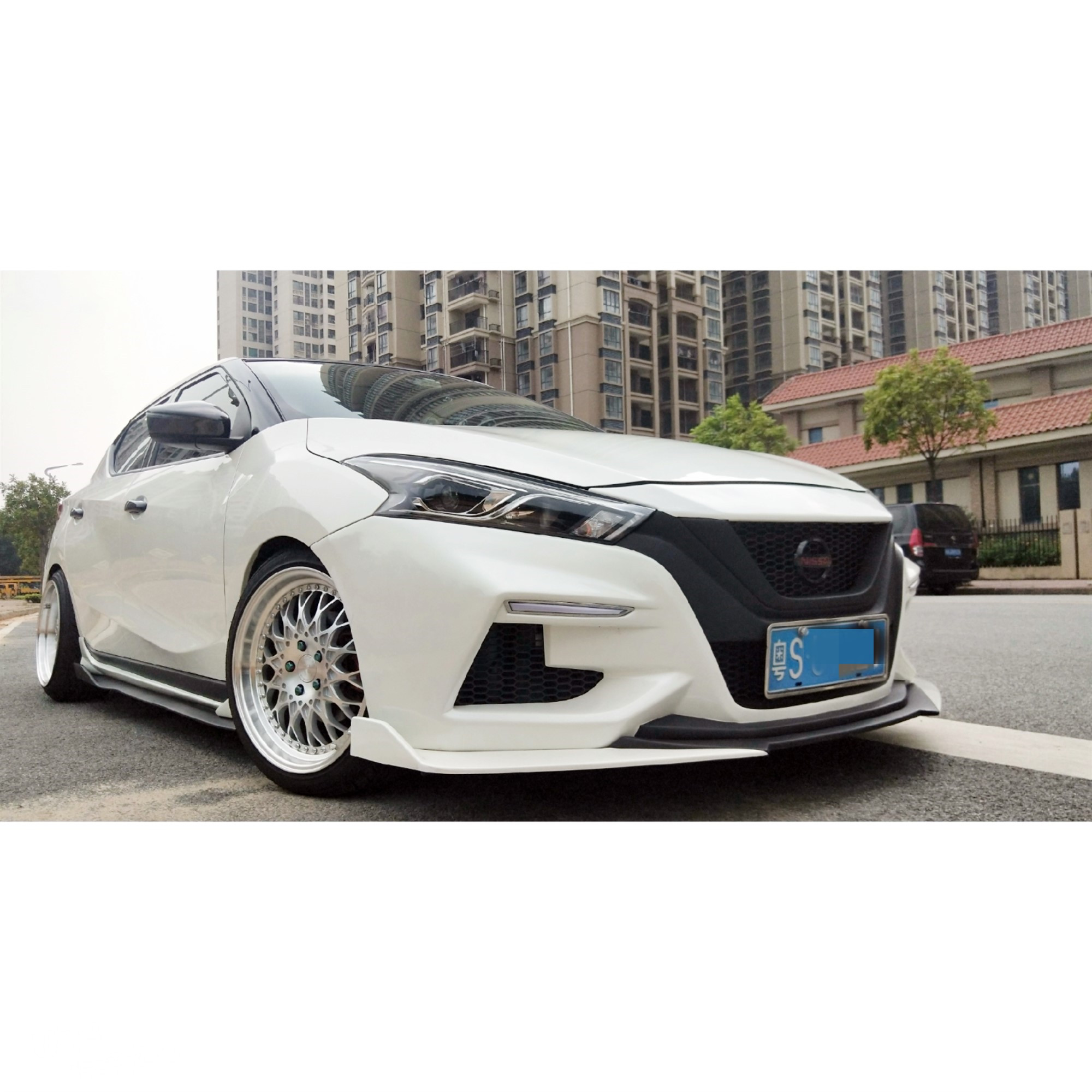 中国特供车新蓝鸟改装案例