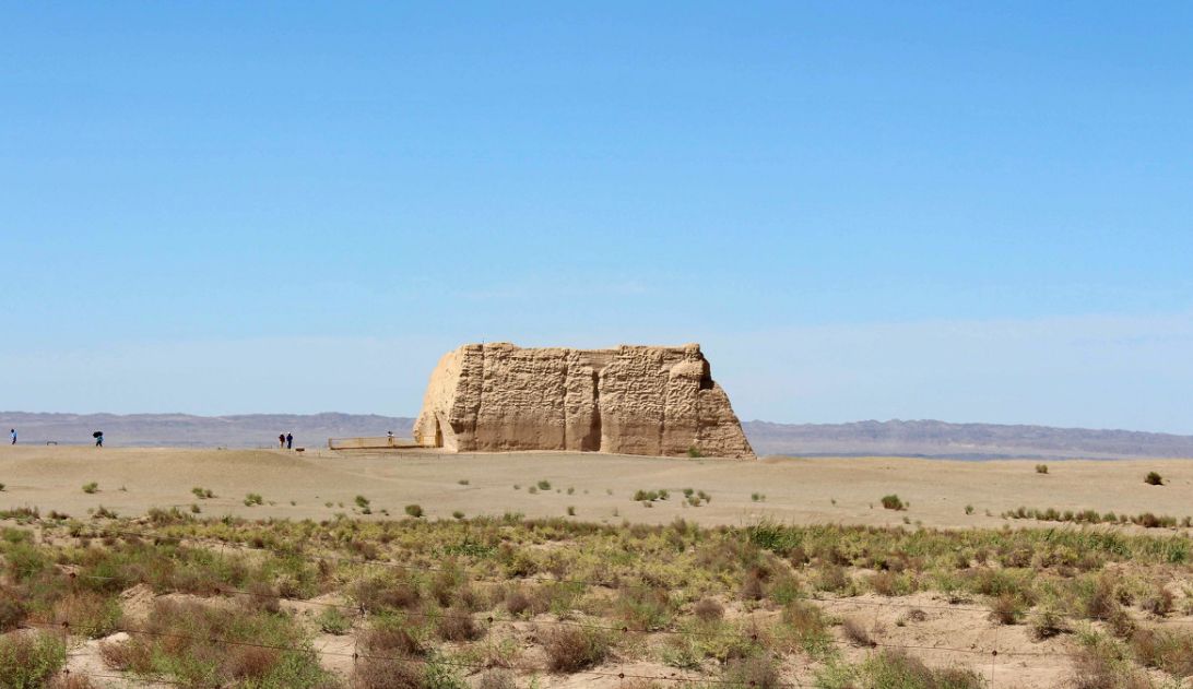 玉门关 汉长城》