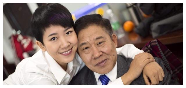 "相貌平平"却生了漂亮女儿的男星,刘亚津的女儿原来这么美