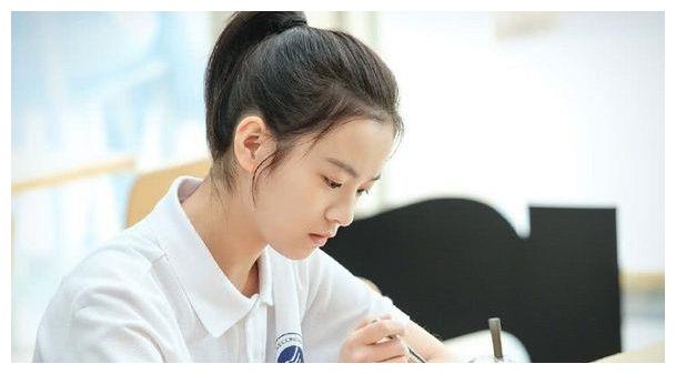 小欢喜:乔英子美吗?那是没看到陶虹的亲生女儿,等你长大