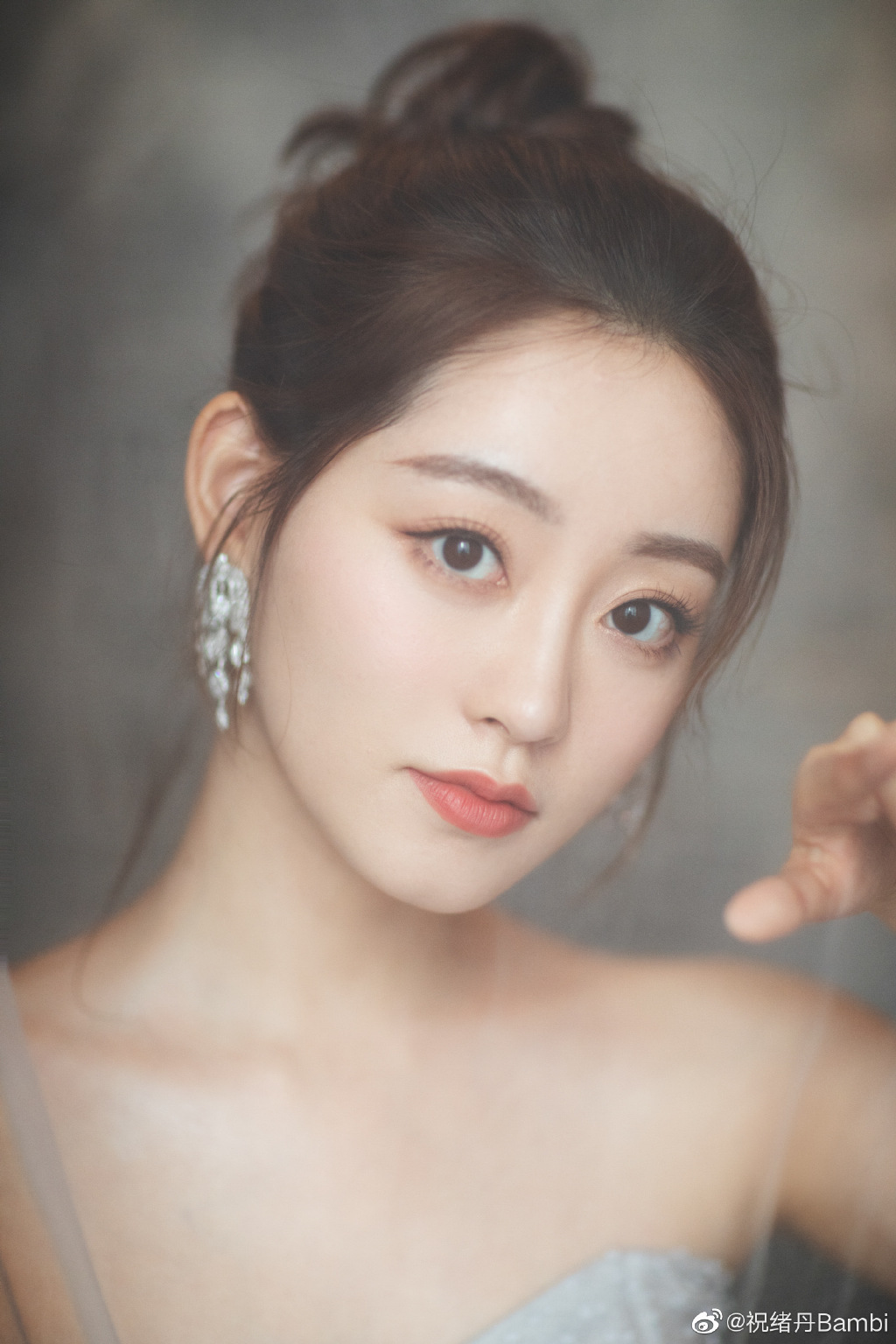 偶像美少女祝绪丹迷人写真美照欣赏