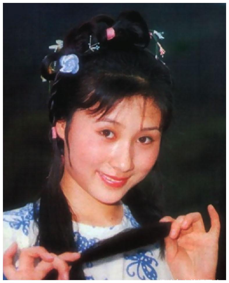 丁岚在电影《少林寺》中饰牧羊女白无瑕魏慧丽在电视剧《西游记》中饰