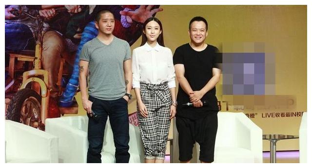 郝云妻子晒照称遭到家暴,男方经纪人斥责是女方出轨在先