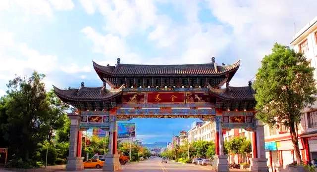 昆明有金马碧鸡坊大姚也有金马碧鸡他们之间有什么关联