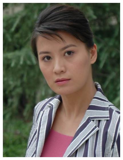 史兰芽在16岁的时候便出演了电视剧《围城》.