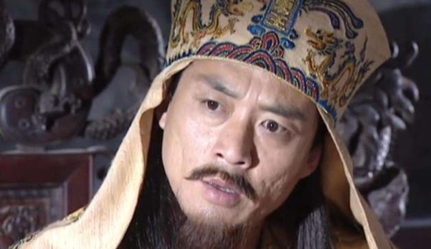 洪秀全封了数千个王, 天京城里的王爷都烂大街了, 却不许平民姓王
