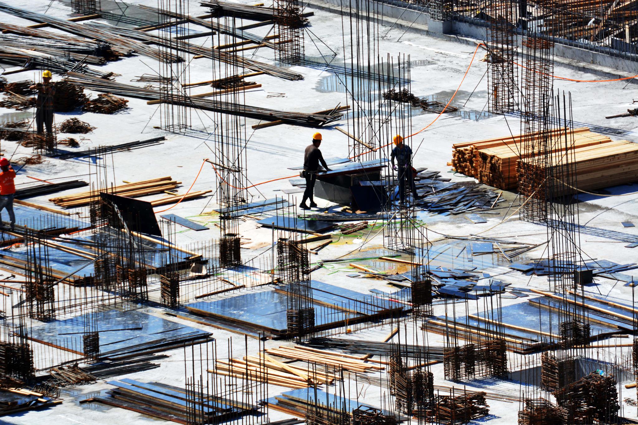 建筑工地上的工人多么不容易,原创摄影