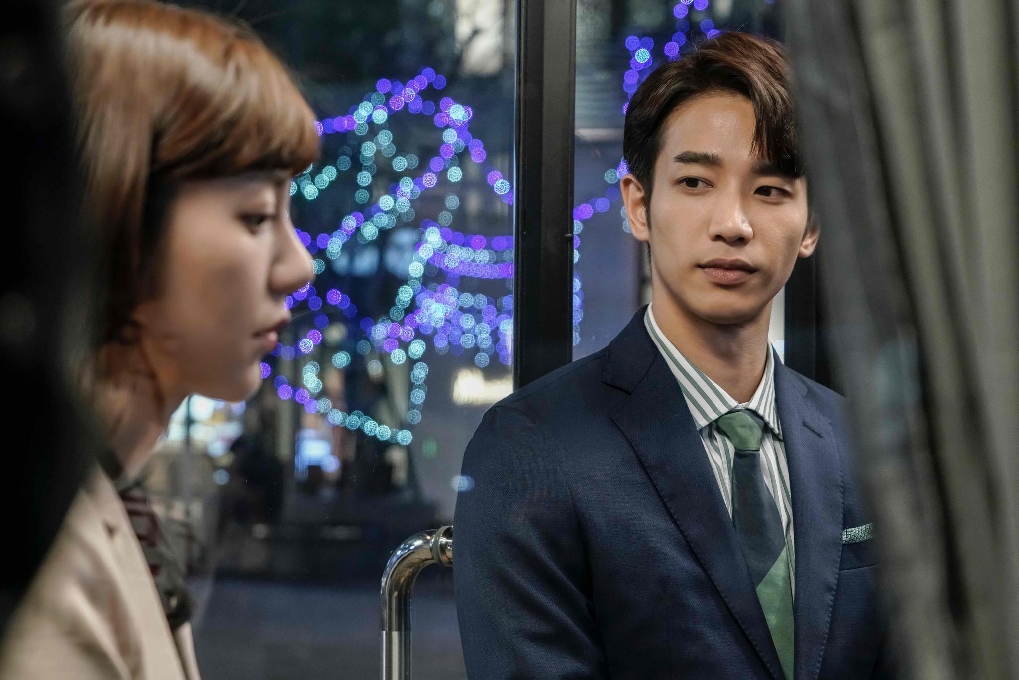 《我们不能是朋友》刘以豪紧拥女主 被狠心拒绝令人心疼