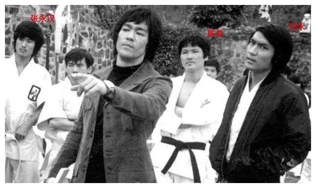 李小龙有没有打败过泰拳手?专家:他是空谈主义者,实战很难赢
