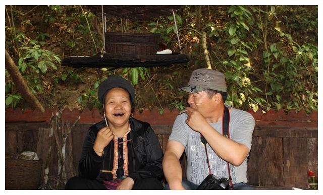 克木人分为3个群体,主要是"克木泐"(西双版纳土著),克木老(老挝迁入)