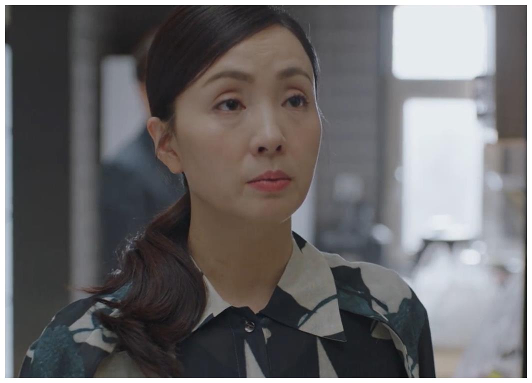小欢喜:童文洁被上司欺负,去找宋倩倾诉,童文洁:我饶不了他
