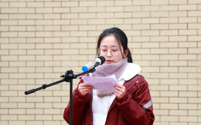 青春萃谷藏金,愿你以梦为马丨萃英园中学举行新学期开学典礼