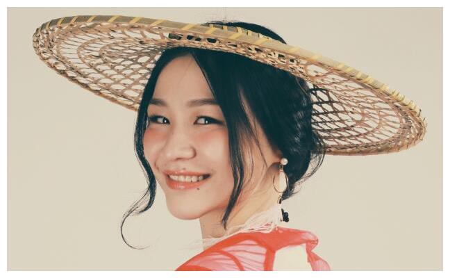 金靖与贾玲谁是新一代喜剧王?放弃吧,宋丹丹蔡明还没争个明白!