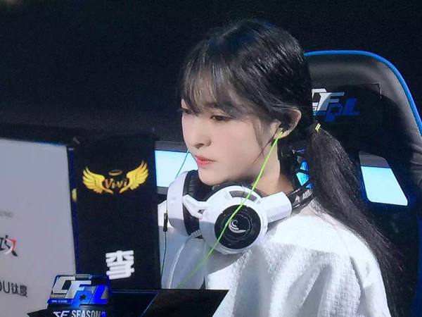 斗鱼上市,硝烟再起|斗鱼|虎牙|公会_新浪新闻