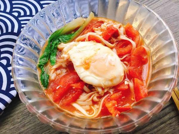 西红柿荷包蛋汤面