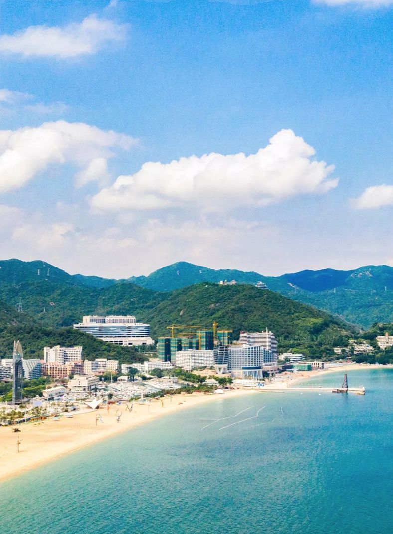 "鹏城十景"之一,有"东方夏威夷"之称的梅沙,又称梅沙踏浪