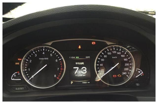 9万落地吉利博瑞国产b级轿车,开了一个星期后车主晒出了油耗