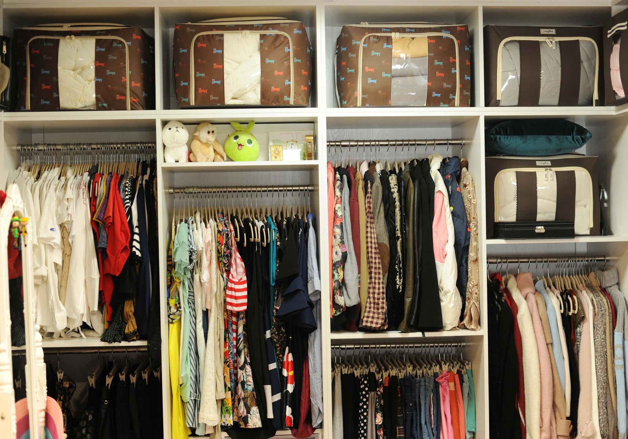 "衣柜整理师":十堰90后美女创业为"都市懒人"整理衣橱