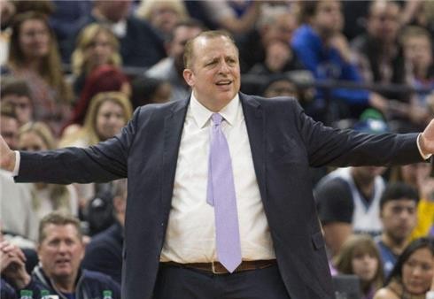 nba森林狼教练锡伯杜被解雇! 暂时任命莱恩桑德斯!