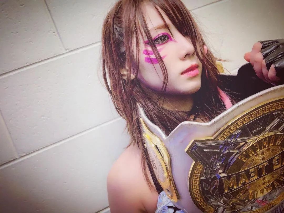 巨石强森恋爱12年终于完婚!