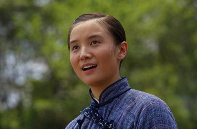 自出道就绯闻不断,插足5婚导演家庭挤走原配,今39岁"没人要"