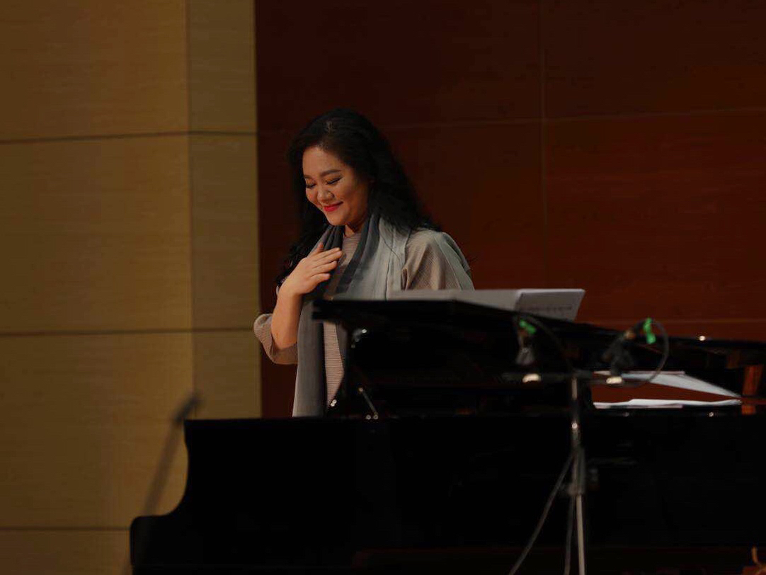 "黄璐博士中国艺术歌曲百校巡演音乐会"中国石油大学站圆满成功