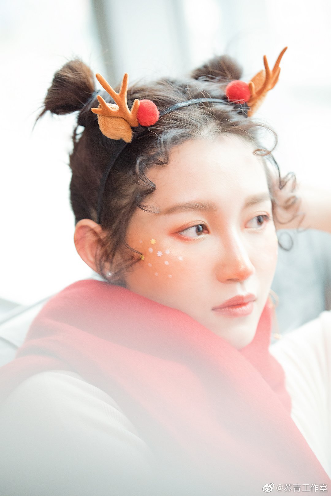 苏青的圣诞小鹿妆美翻了好看又实用