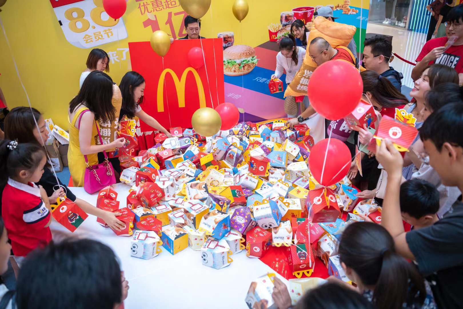 尽兴欢享8.18麦当劳会员嘉年华!