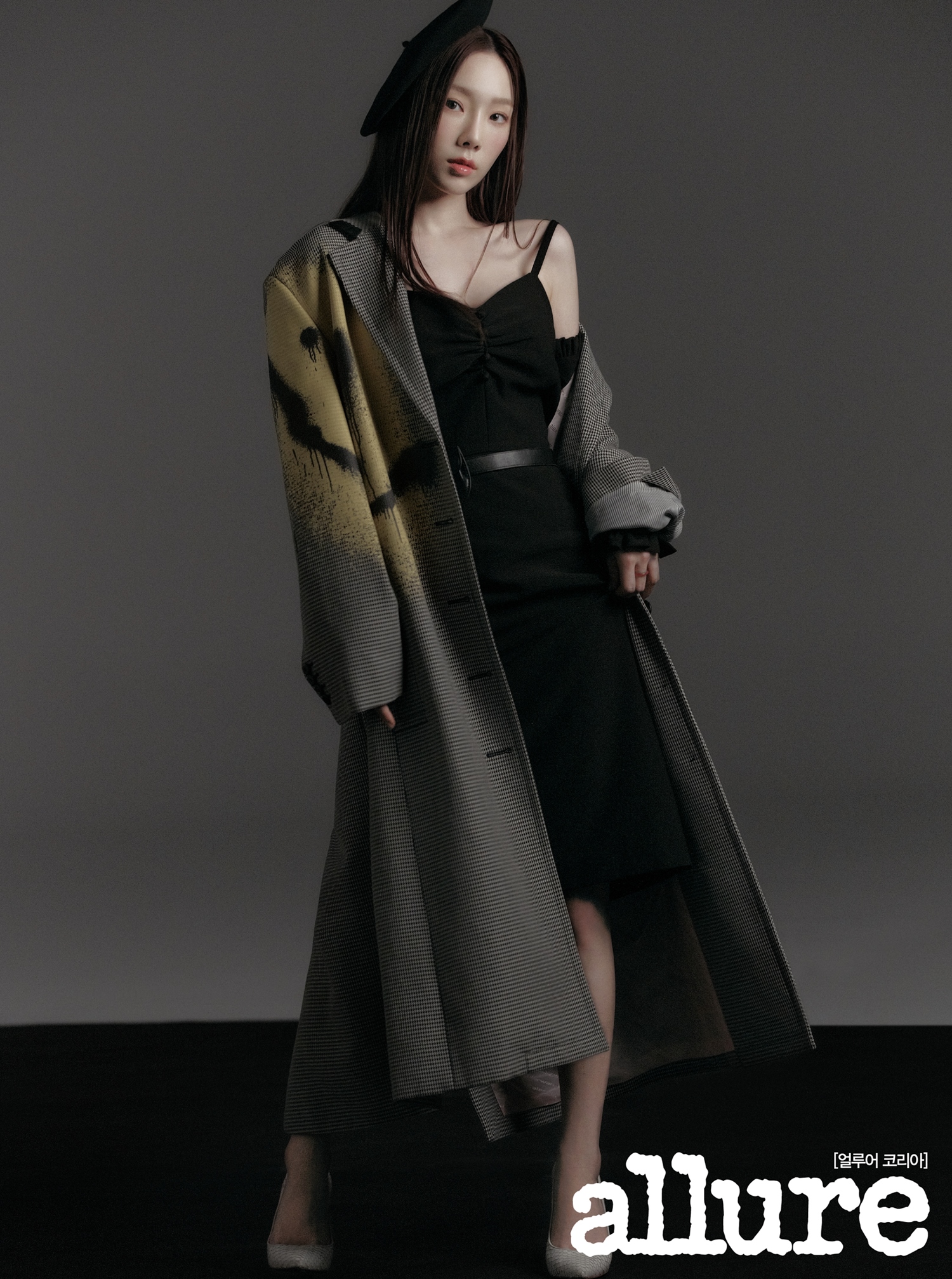 少女时代太妍成为时尚杂志《allure korea》2020开年封面人物!