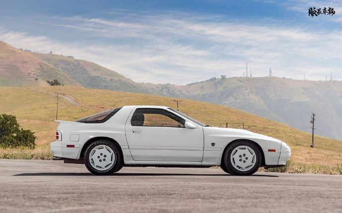 1986 马自达 rx-7 fc3s