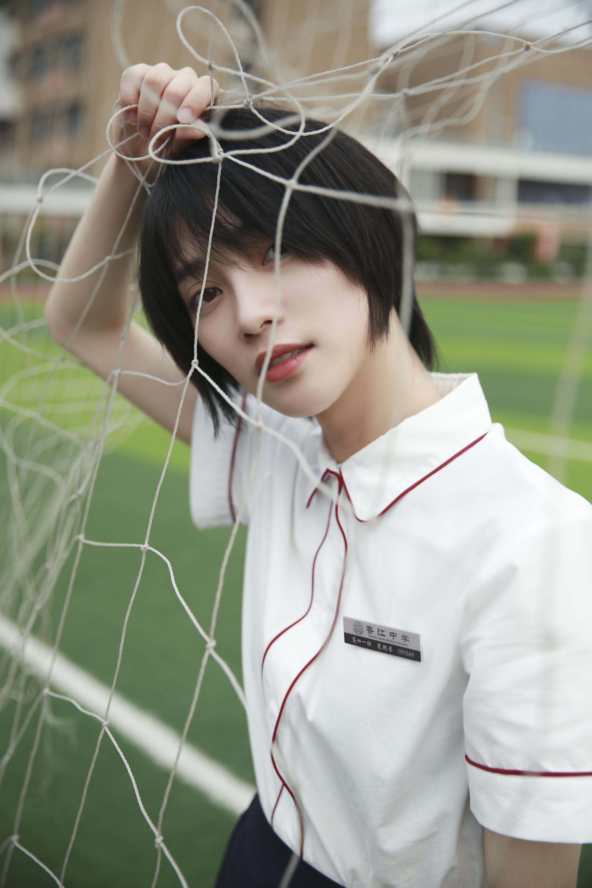 由李婷婷,姚弛,李则慧等新生代演员主演的青春校园轻喜剧《放学别走》