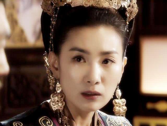 认为这场案件的主谋是宁嫔与端妃,最直接的原因就是主犯杨金英的口供