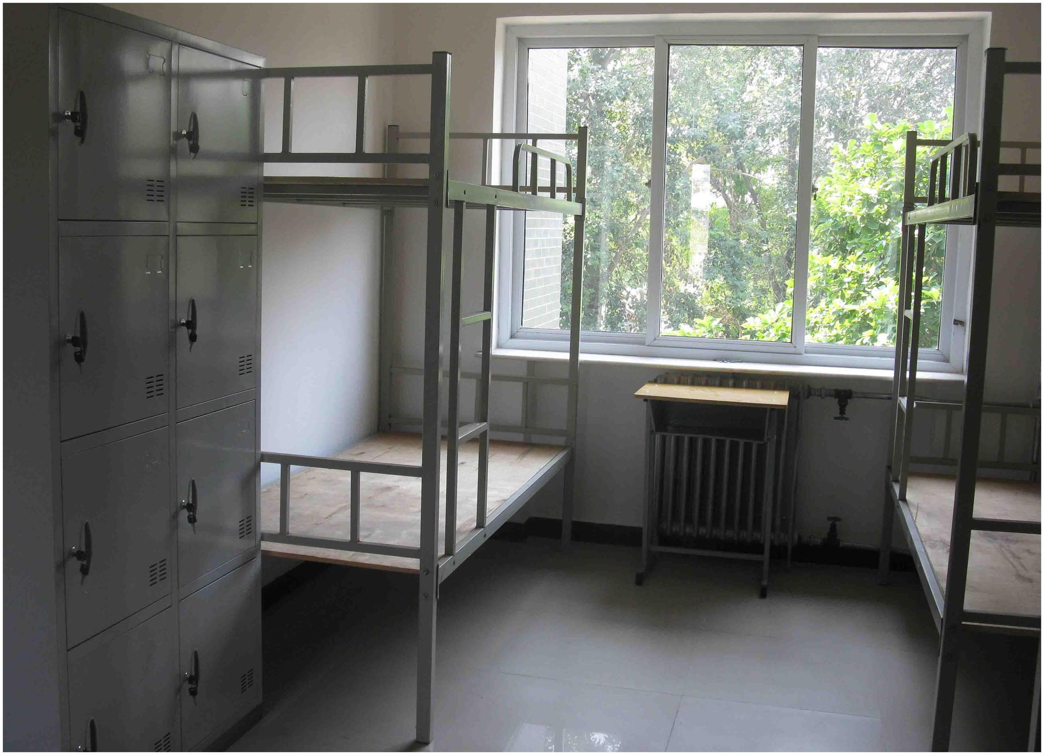 高中生走读好还是住校好?白岩松的回答很干脆,很多家长做错了!