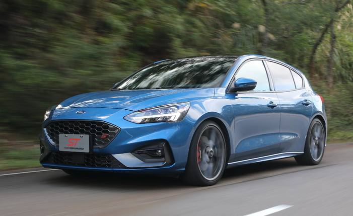 新世代《ford focus st》首度现身