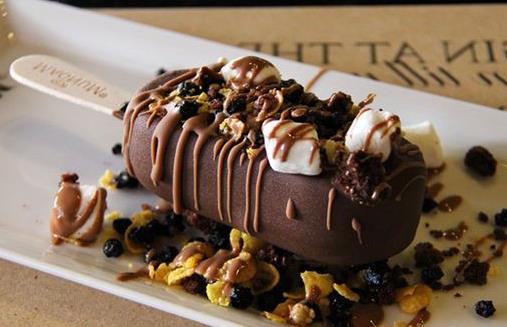 小时候能吃到这5种奢侈零食,绝对算是土豪!彩虹石头糖榜上有名