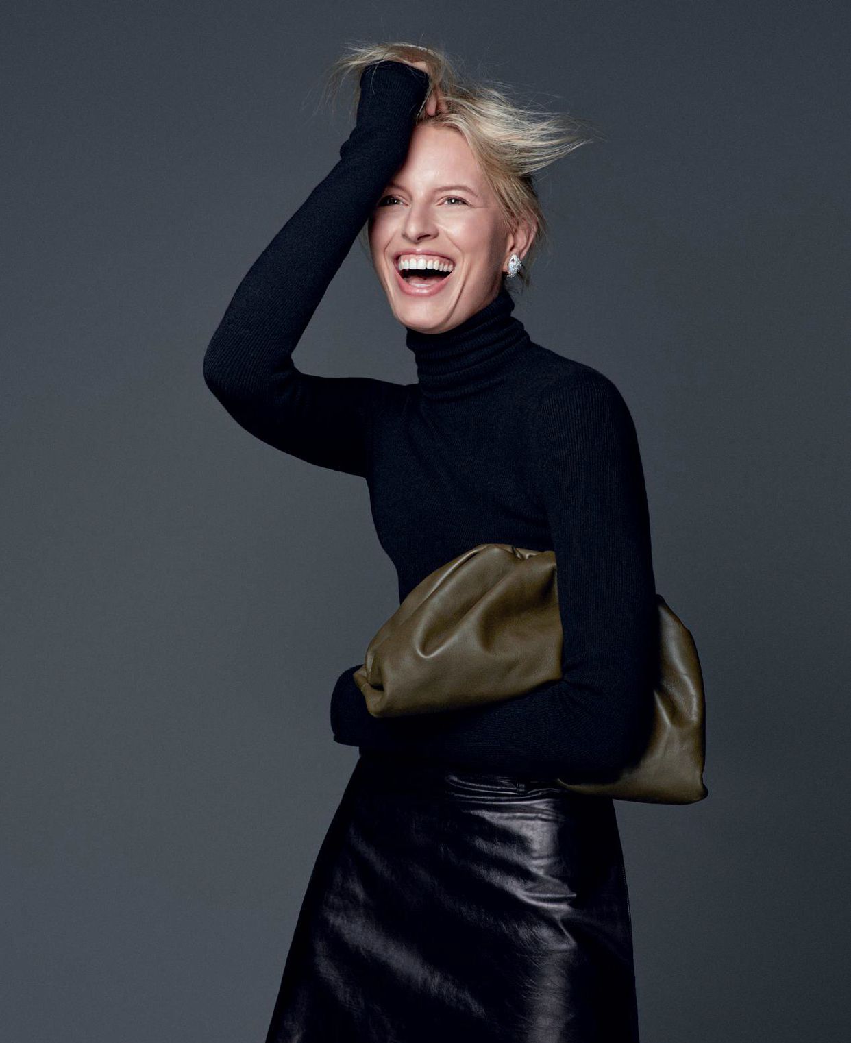 超模大kk棚拍大片新鲜出炉,网友:开心和喜悦都要溢出屏幕了!