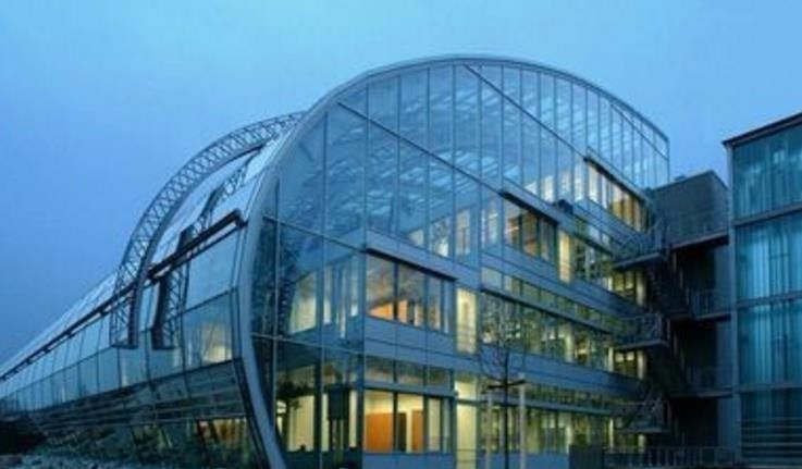 慕尼黑大学(64),弗赖堡大学(81),柏林自由大学(86),美因茨大学(91)