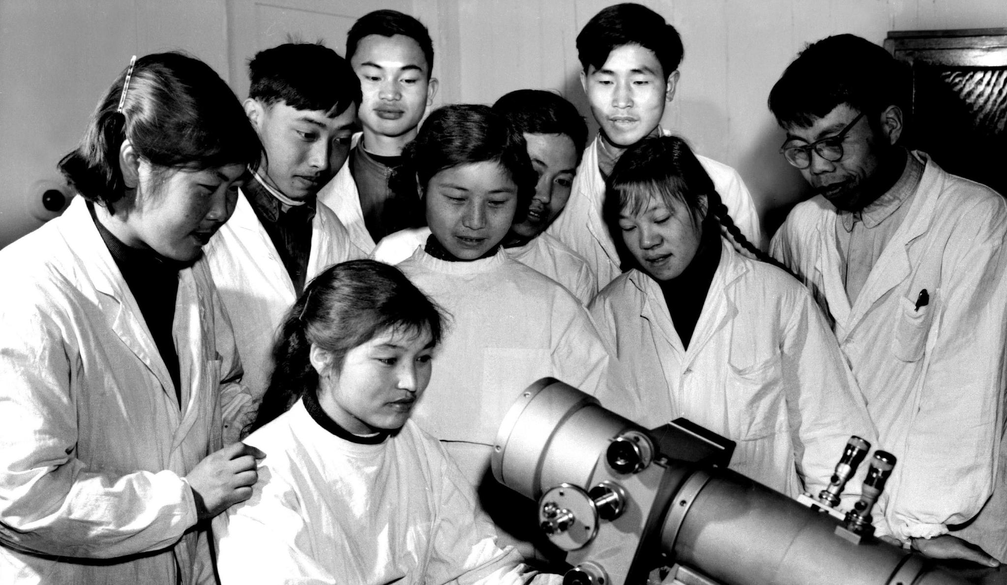 老照片：60年前北京医学院的教学、科研和学生生活，弥足珍贵