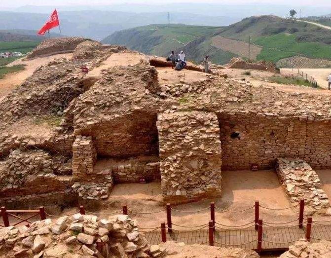 陶寺遗址:中国黄河中游地区以龙山文化陶寺类型为主的遗址