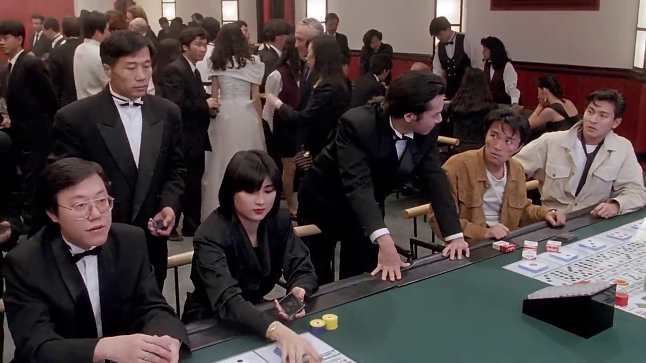 赌圣和赌侠两人联手,搞晕独眼龙,300万赢了2500万