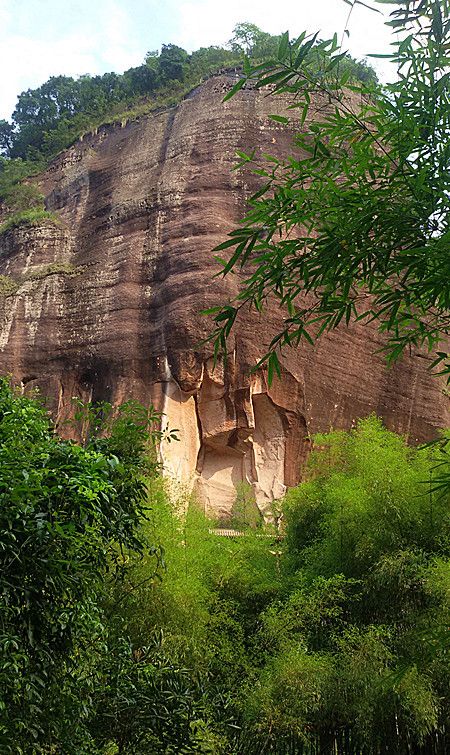 韶关的丹霞山,让人最拍案惊奇的是阳元石和阴元石(附旅行攻略)