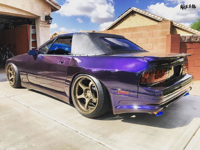 宽体 Mazda RX-7 FC3C