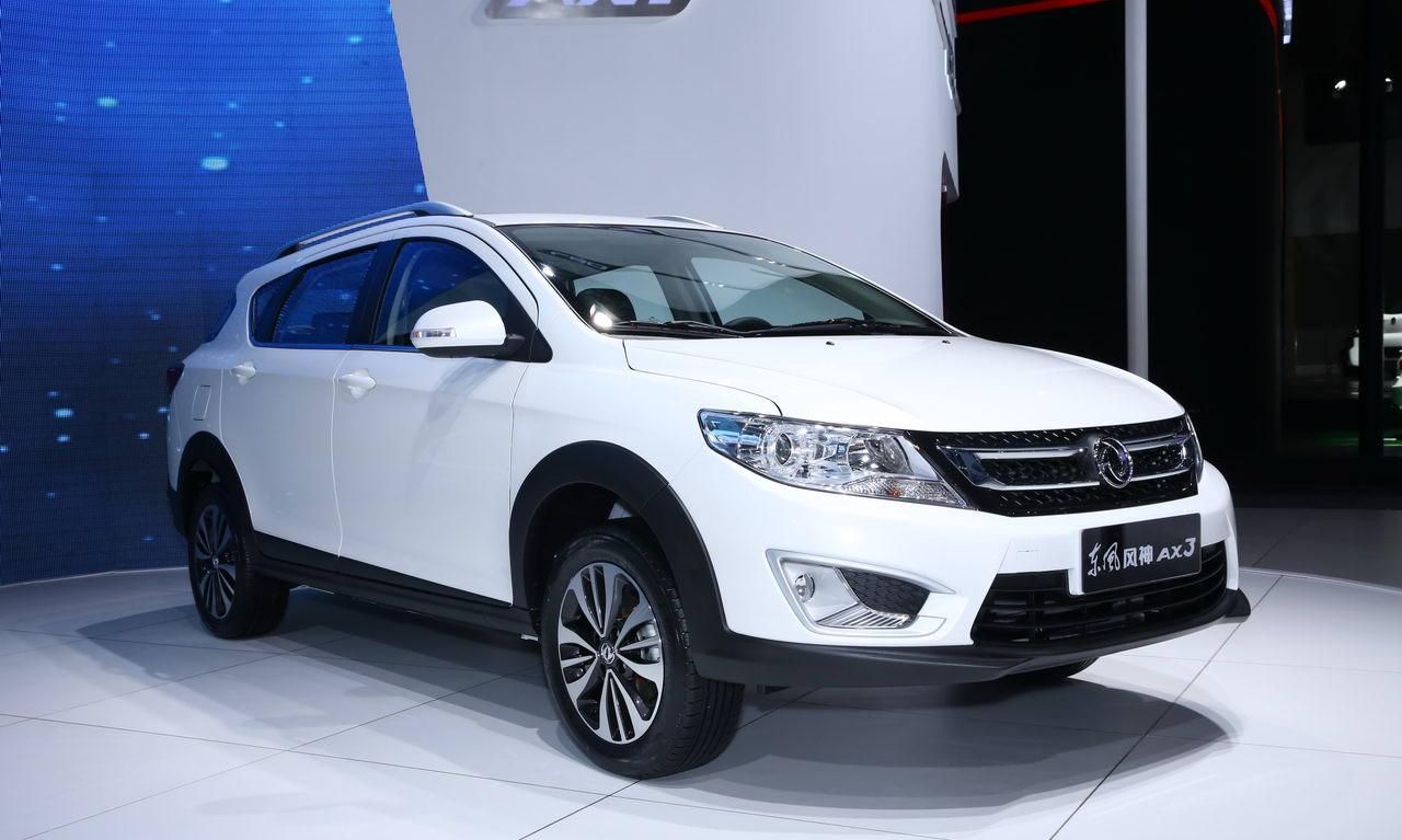 白色东风风神ax3,年轻人的最爱,你喜欢吗