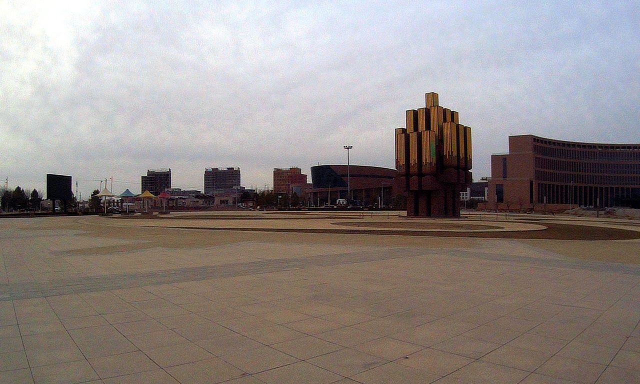 鄂托克旗蒙古秘史博物馆广场四