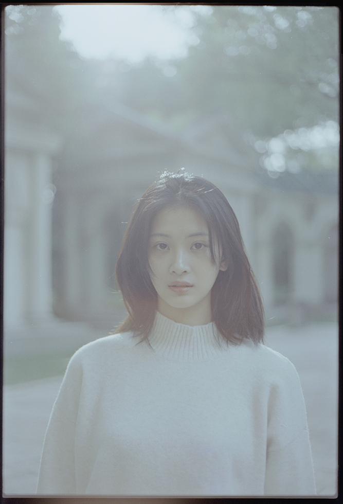 演员王若溪加入佳壹传媒 清新靓丽灵气逼人