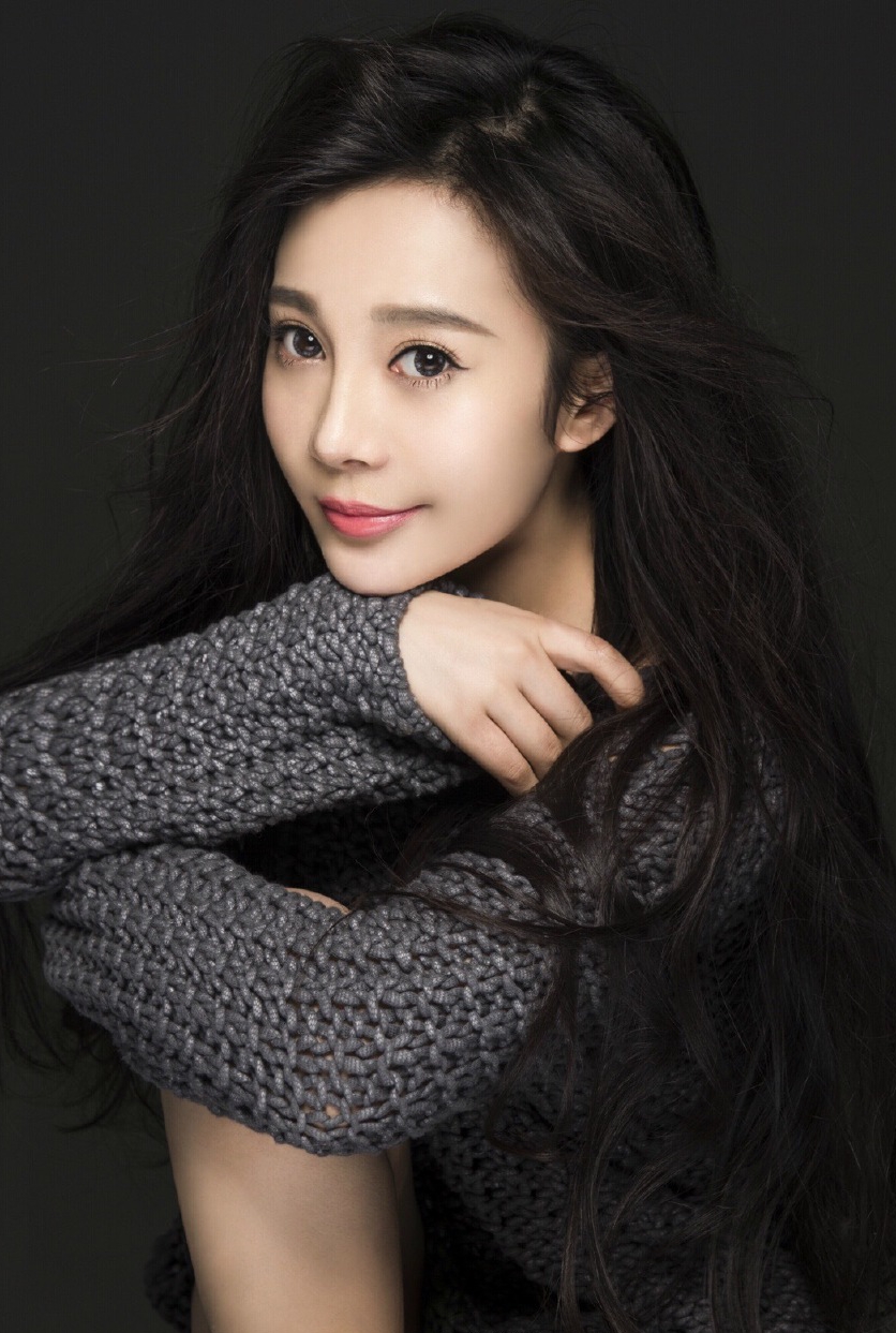 秀雅绝俗美目流盼胡悦