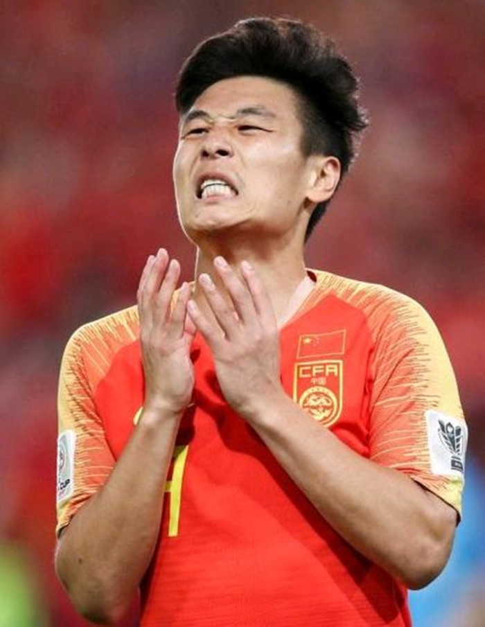 英媒认为武磊应该去欧洲踢球!菲律宾门将向泰