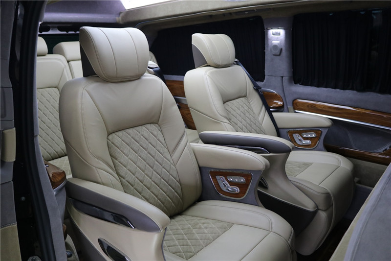 新款奔驰威霆商务车 七座豪华mpv 改装内饰满足多样化需求