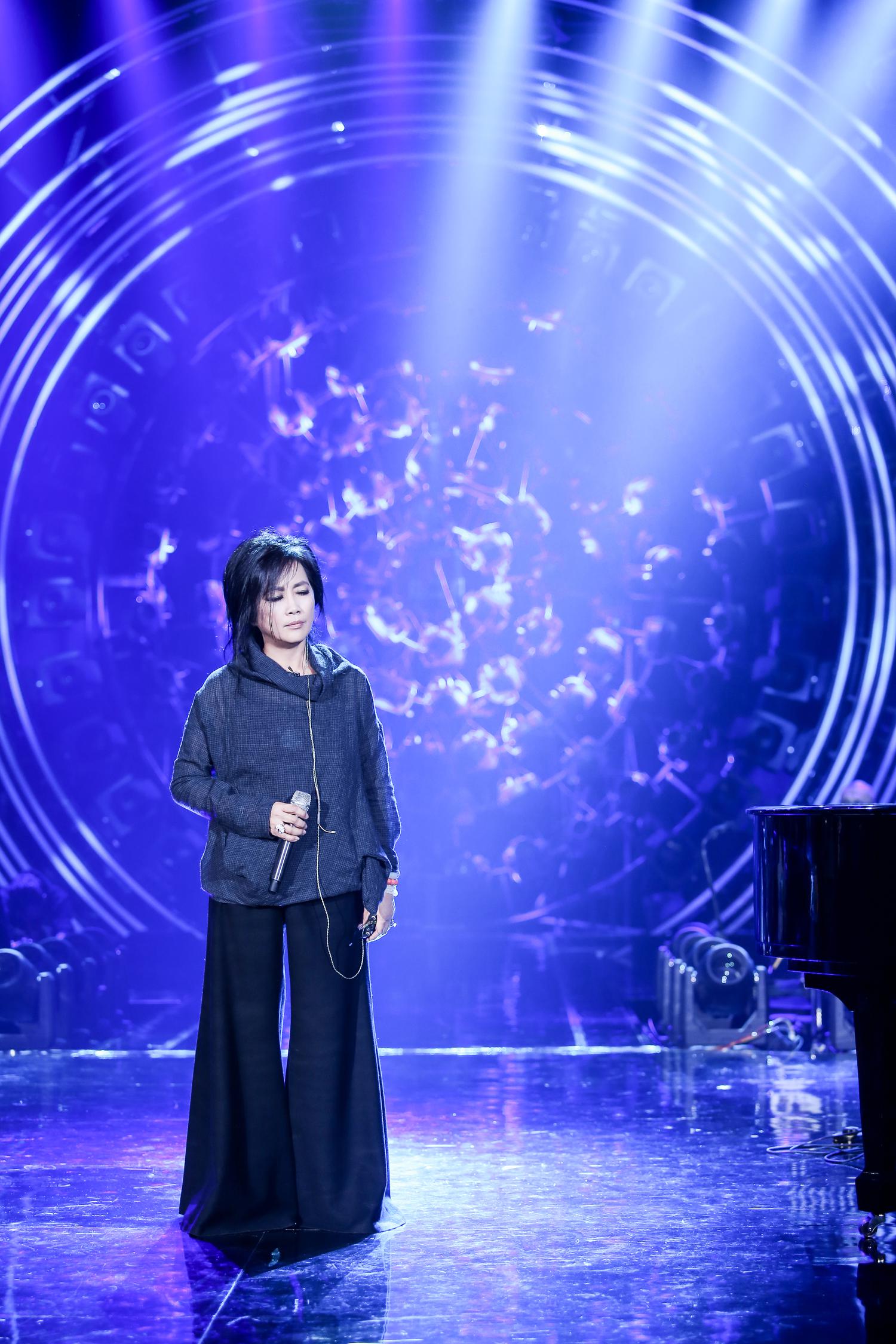 齐豫"歌手"唱三毛《今世》 回忆往事因愧疚三毛而落泪