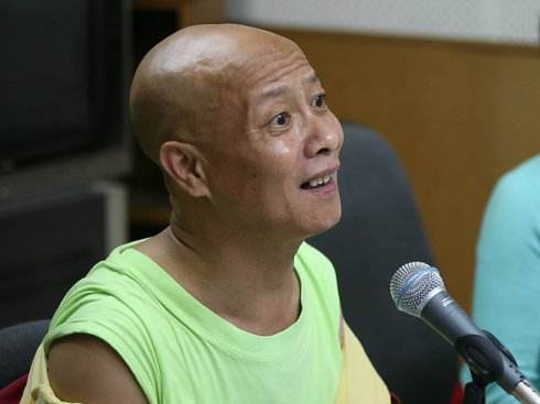 他是《刘老根》里的"老翟头",遭遇车祸失忆却只记得二人转